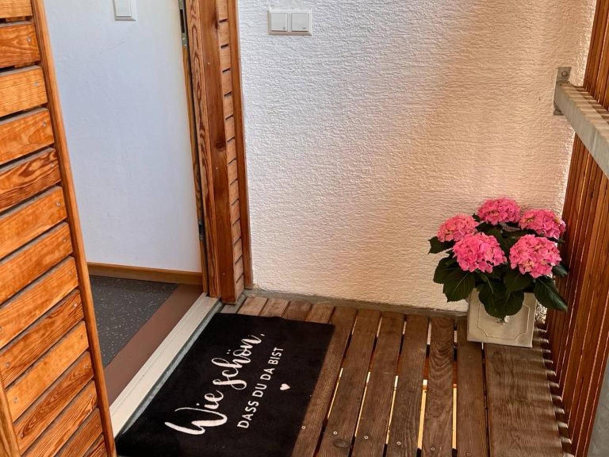 Seeglueck Seegold - Moderne Maisonette-Wohnung Mit Balkon Und Parkplatz In Seenaehe In Konstanz-Dingels-Dorf Extérieur photo